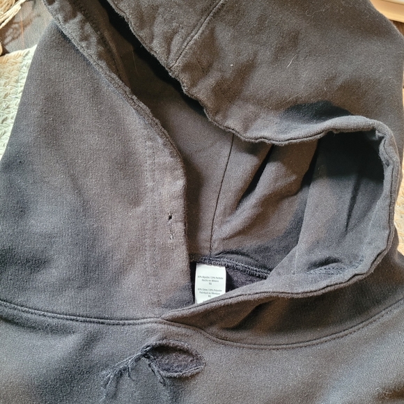 'No Luck' Crop Hoodie by The Drive - Picture 4 of 6